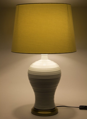 detail Bílá lampa se zlatými detaily GD DESIGN