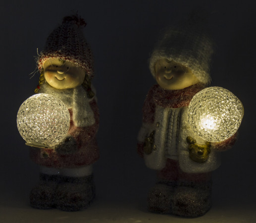 detail Zimní LED figurka dítěte GD DESIGN