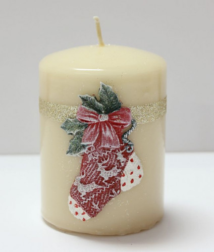 Vánoční krémová svíčka ponožka
